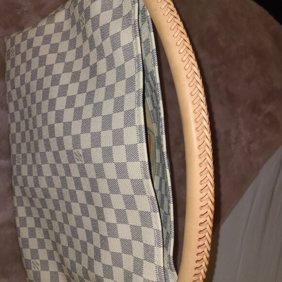 Louis Vuitton Artsy MM - Picture 9 of 10